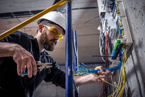 Best Licensed Electrician  in Hazardville, CT
